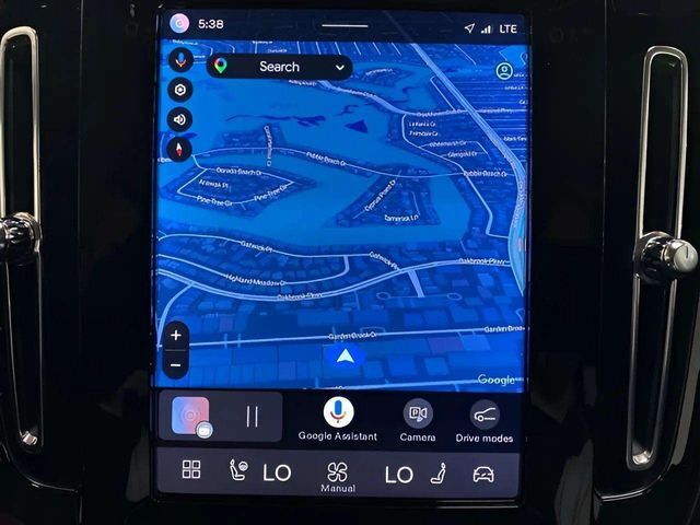 2025 Volvo XC40 B5 Plus Bright Theme Dallas TX