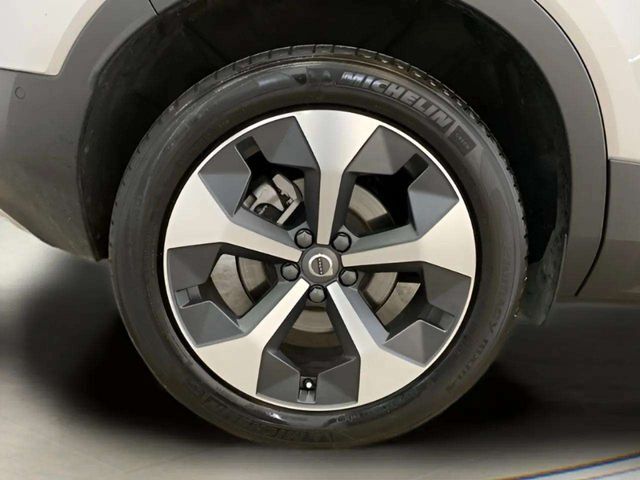 2025 Volvo XC40 B5 Plus Bright Theme Dallas TX