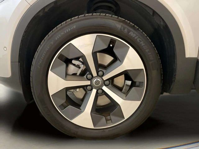 2025 Volvo XC40 B5 Plus Bright Theme Dallas TX