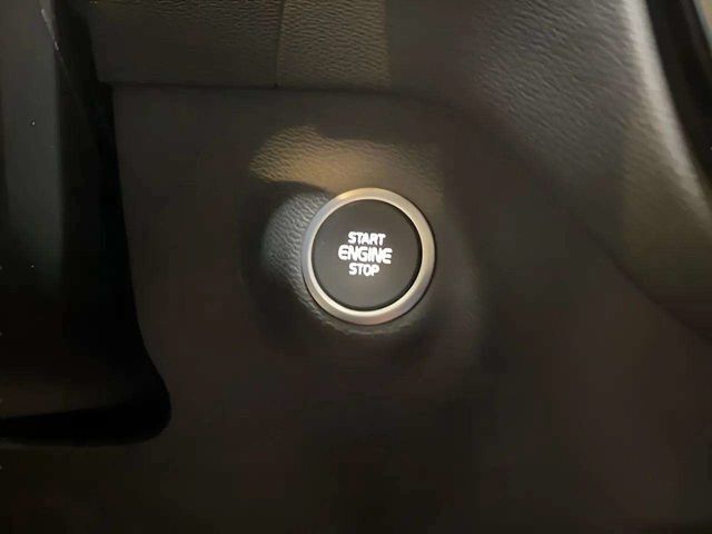 2025 Volvo XC40 B5 Plus Bright Theme Dallas TX