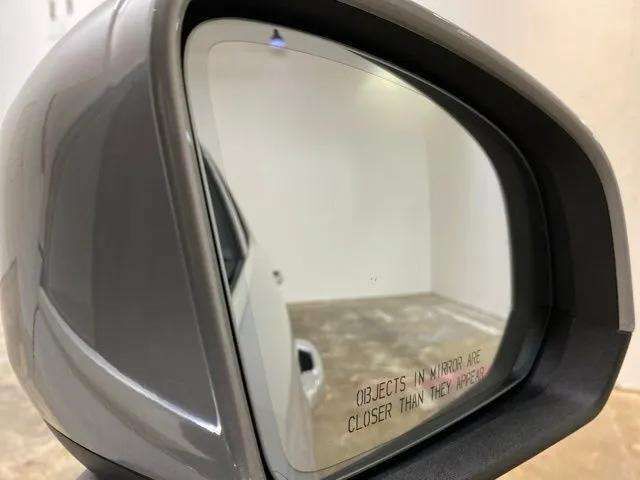 2025 Volvo XC40 B5 Plus Bright Theme Dallas TX