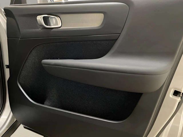 2025 Volvo XC40 B5 Plus Bright Theme Dallas TX