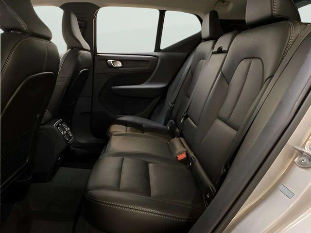 2025 Volvo XC40 B5 Plus Bright Theme Dallas TX