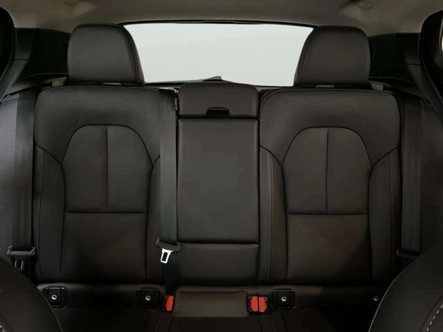 2025 Volvo XC40 B5 Plus Bright Theme Dallas TX