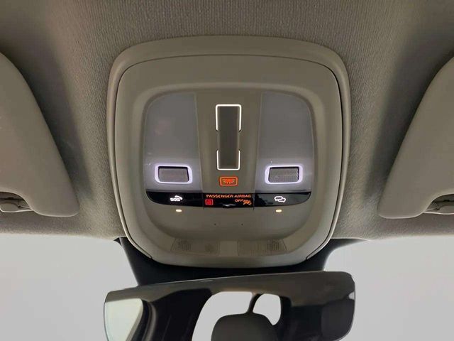 2025 Volvo XC40 B5 Plus Bright Theme Dallas TX