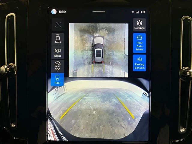2025 Volvo XC40 B5 Plus Bright Theme Dallas TX