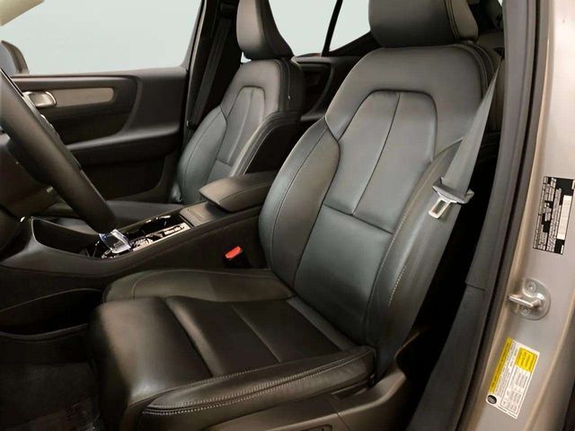 2025 Volvo XC40 B5 Plus Bright Theme Dallas TX