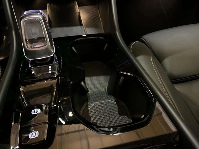 2025 Volvo XC40 B5 Plus Bright Theme Dallas TX