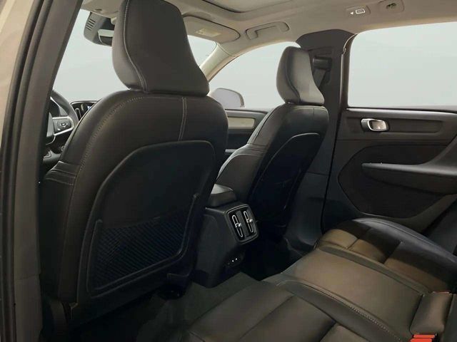 2025 Volvo XC40 B5 Plus Bright Theme Dallas TX