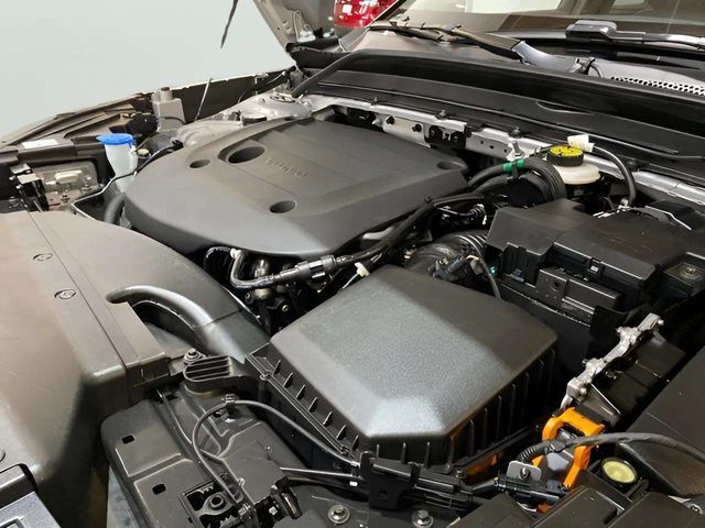 2025 Volvo XC40 B5 Plus Bright Theme Dallas TX