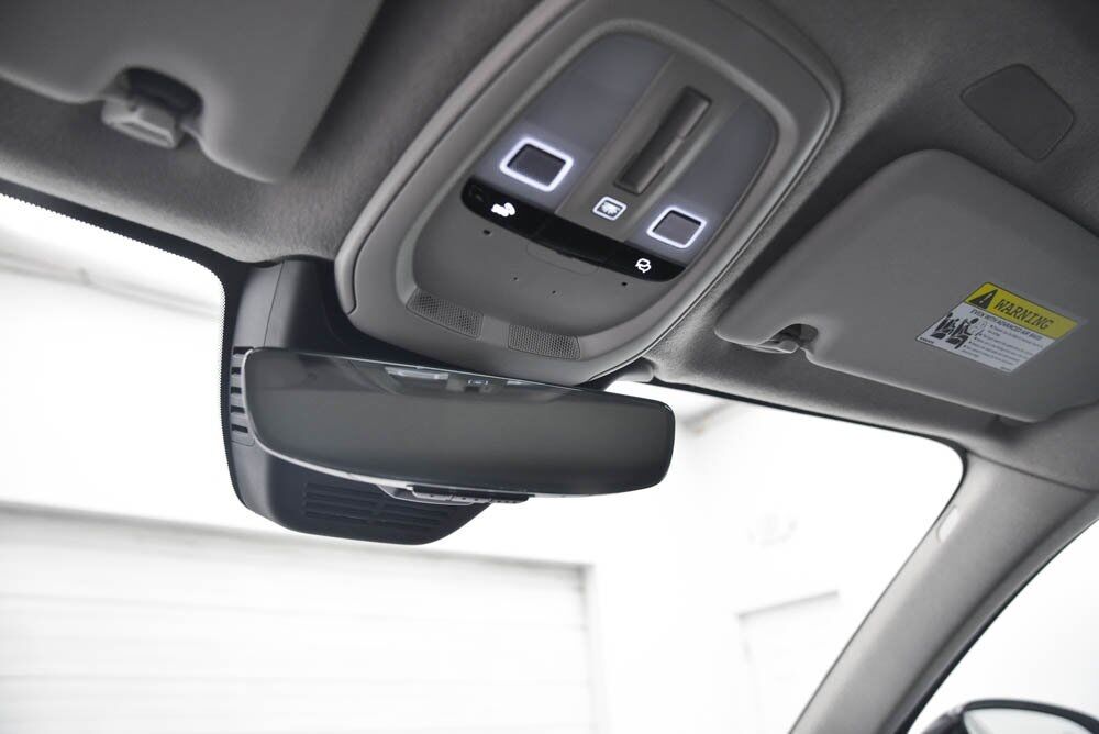 2025 Volvo XC40 B5 Plus Dark Theme Akron OH