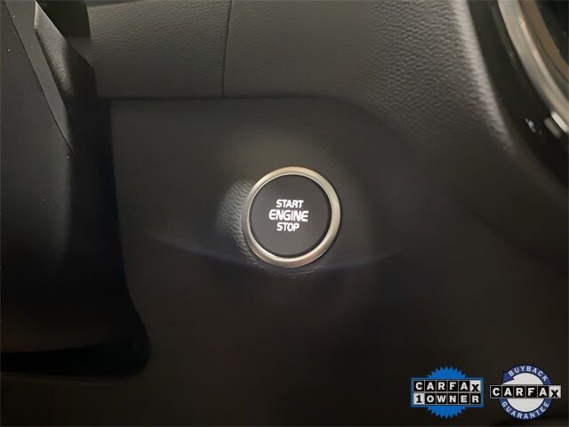 2025 Volvo XC40 B5 Plus Dark Theme Dallas TX
