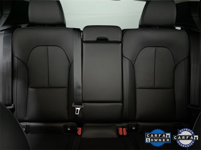 2025 Volvo XC40 B5 Plus Dark Theme Dallas TX