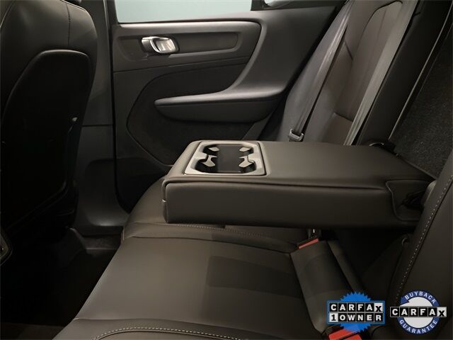 2025 Volvo XC40 B5 Plus Dark Theme Dallas TX