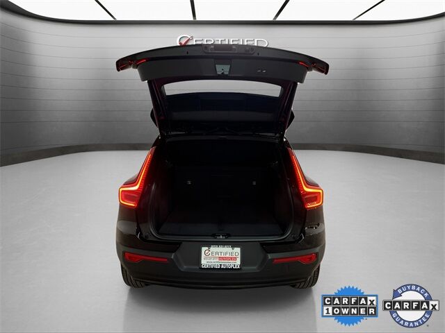 2025 Volvo XC40 B5 Plus Dark Theme Dallas TX