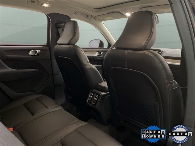 2025 Volvo XC40 B5 Plus Dark Theme Dallas TX