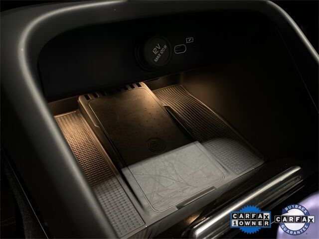 2025 Volvo XC40 B5 Plus Dark Theme Dallas TX