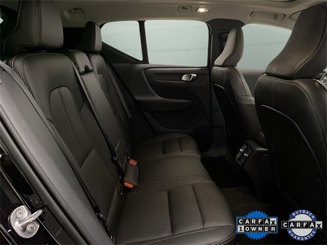 2025 Volvo XC40 B5 Plus Dark Theme Dallas TX