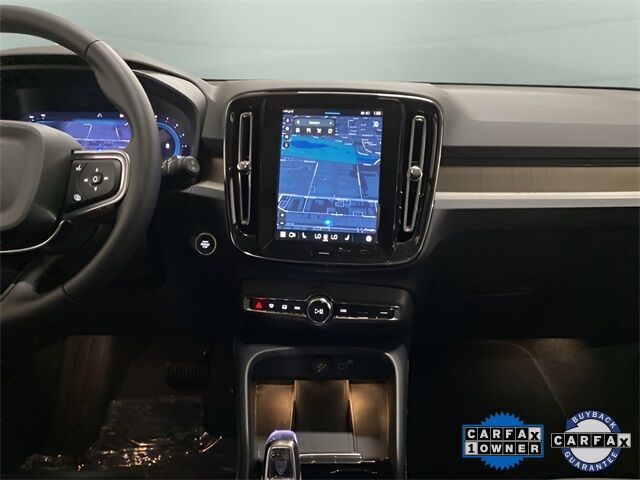 2025 Volvo XC40 B5 Plus Dark Theme Dallas TX