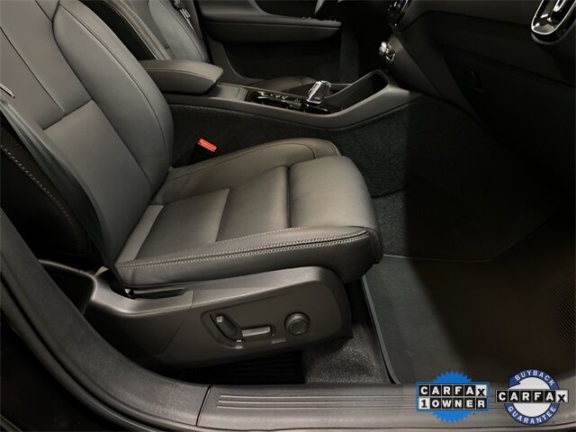 2025 Volvo XC40 B5 Plus Dark Theme Dallas TX