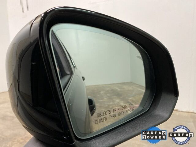 2025 Volvo XC40 B5 Plus Dark Theme Dallas TX