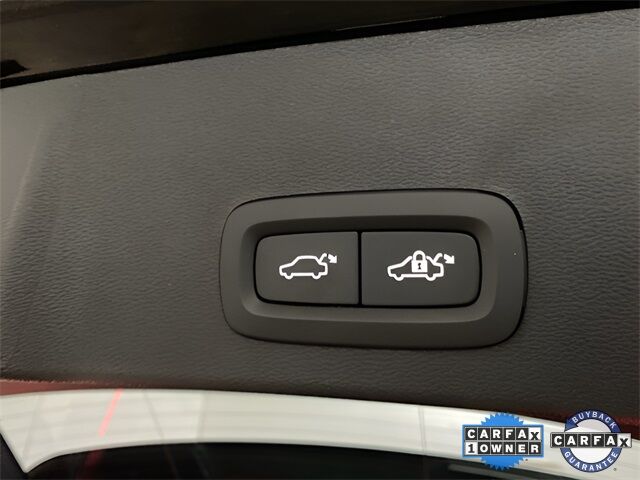 2025 Volvo XC40 B5 Plus Dark Theme Dallas TX