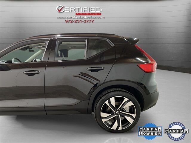 2025 Volvo XC40 B5 Plus Dark Theme Dallas TX