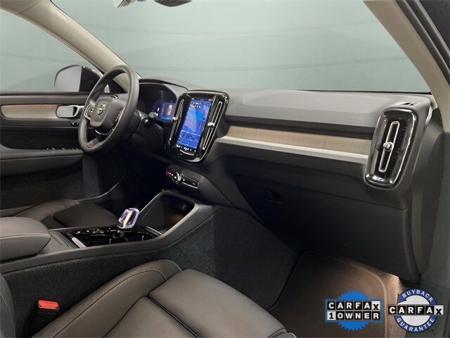 2025 Volvo XC40 B5 Plus Dark Theme Dallas TX