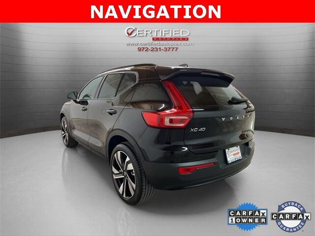 2025 Volvo XC40 B5 Plus Dark Theme Dallas TX