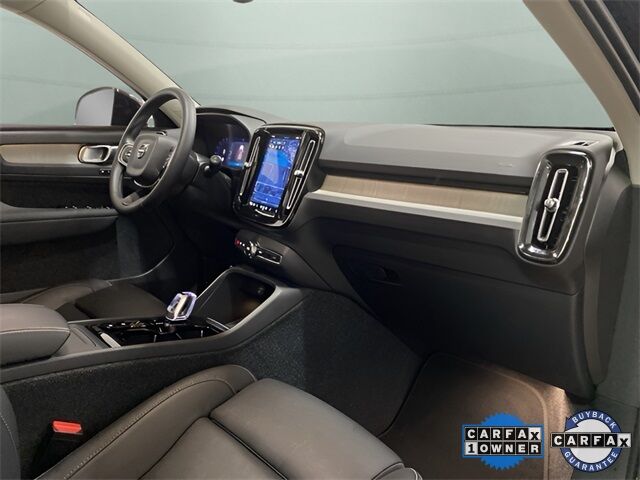 2025 Volvo XC40 B5 Plus Dark Theme Dallas TX