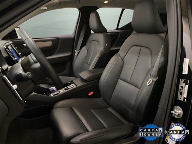 2025 Volvo XC40 B5 Plus Dark Theme Dallas TX