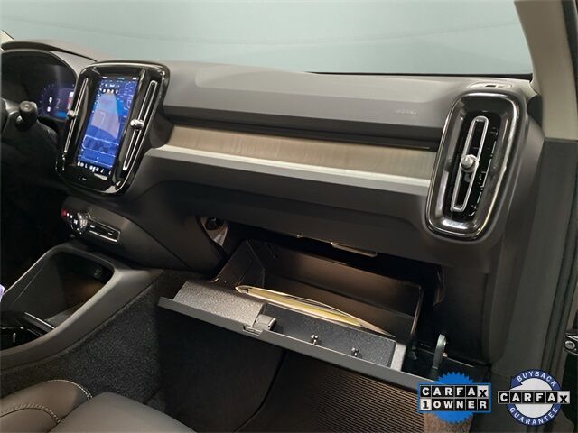 2025 Volvo XC40 B5 Plus Dark Theme Dallas TX