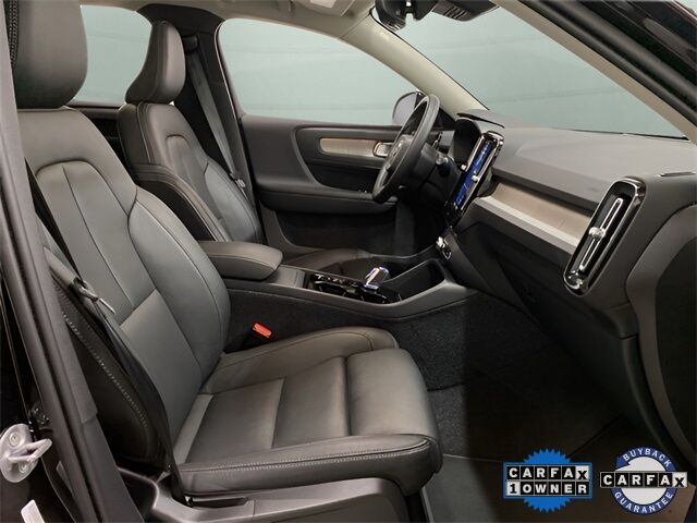 2025 Volvo XC40 B5 Plus Dark Theme Dallas TX