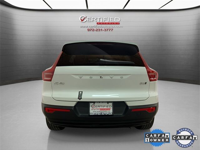 2025 Volvo XC40 B5 Plus Dark Theme Dallas TX