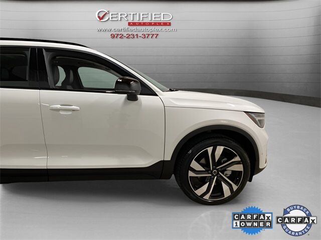 2025 Volvo XC40 B5 Plus Dark Theme Dallas TX