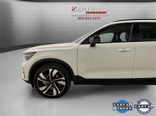 2025 Volvo XC40 B5 Plus Dark Theme Dallas TX