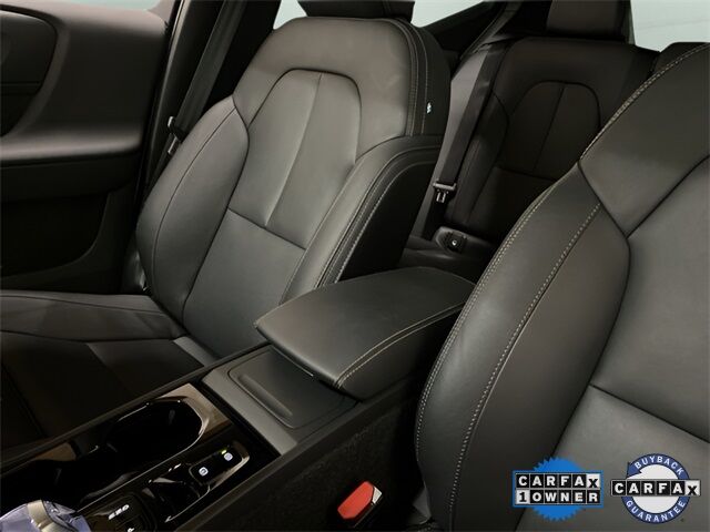 2025 Volvo XC40 B5 Plus Dark Theme Dallas TX