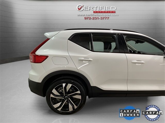 2025 Volvo XC40 B5 Plus Dark Theme Dallas TX