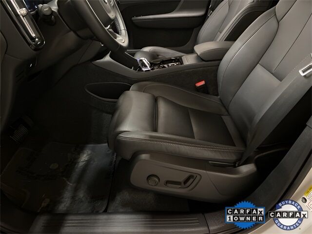 2025 Volvo XC40 B5 Plus Dark Theme Dallas TX
