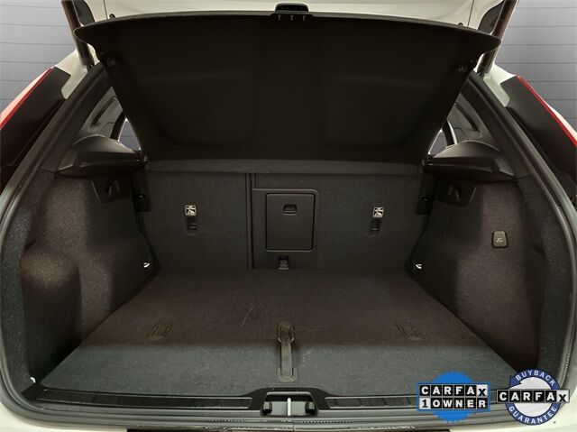 2025 Volvo XC40 B5 Plus Dark Theme Dallas TX