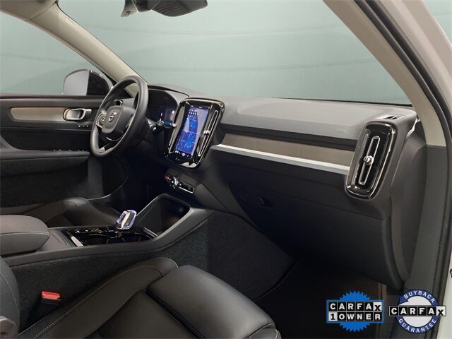 2025 Volvo XC40 B5 Plus Dark Theme Dallas TX