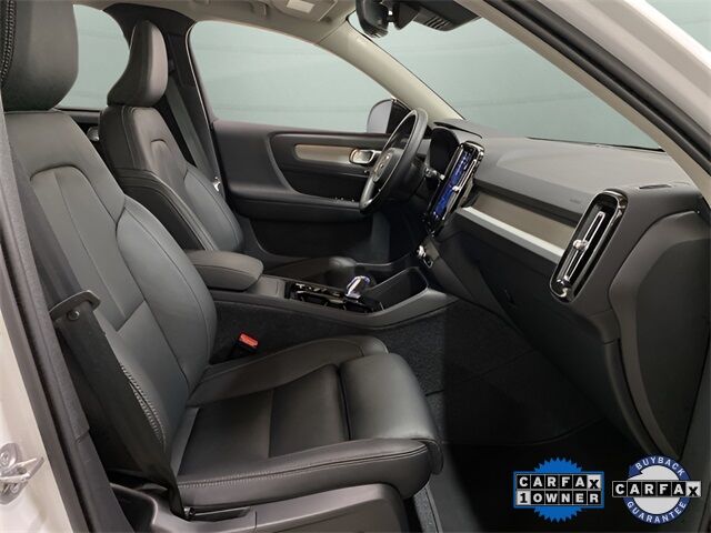2025 Volvo XC40 B5 Plus Dark Theme Dallas TX