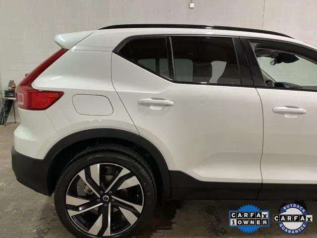 2025 Volvo XC40 B5 Plus Dark Theme Dallas TX