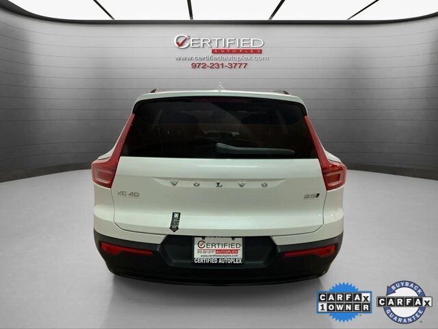 2025 Volvo XC40 B5 Plus Dark Theme Dallas TX