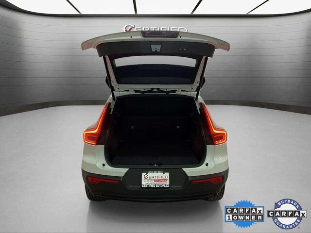 2025 Volvo XC40 B5 Plus Dark Theme Dallas TX