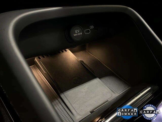 2025 Volvo XC40 B5 Plus Dark Theme Dallas TX
