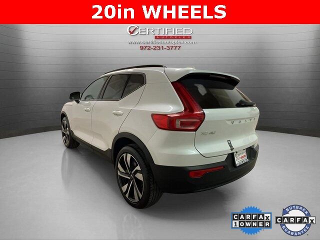 2025 Volvo XC40 B5 Plus Dark Theme Dallas TX