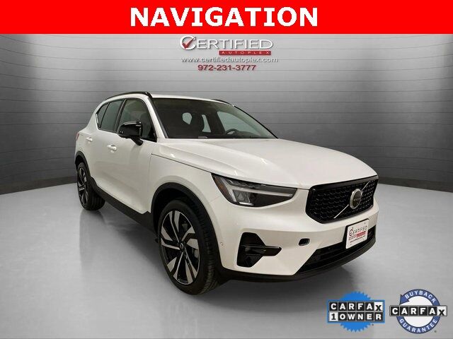 2025 Volvo XC40 B5 Plus Dark Theme Dallas TX