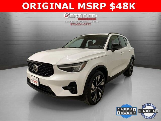 2025 Volvo XC40 B5 Plus Dark Theme Dallas TX