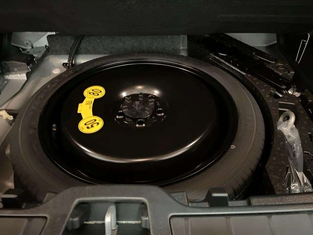 2025 Volvo XC40 B5 Plus Dark Theme Dallas TX